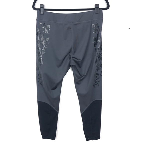 Fabletics Pants - FABLETICS black floral crop legging W15